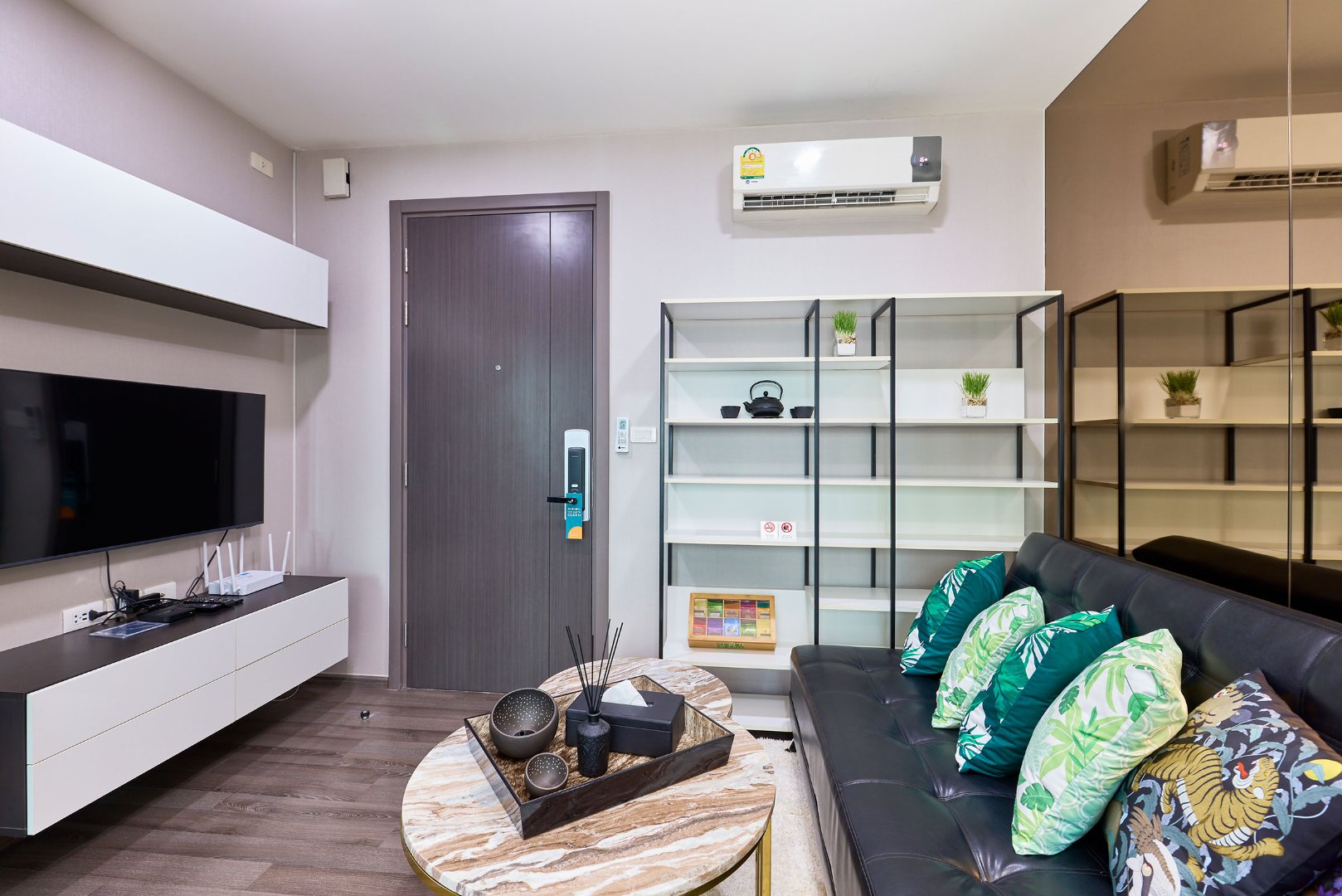 Ashton Silom 1-Bedroom Condo for Rent