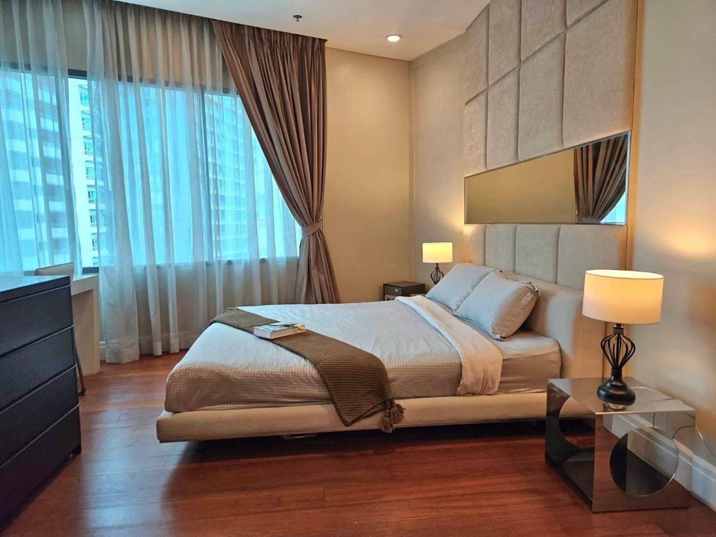 Bright Sukhumvit 24